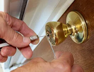Galaxy Locksmith Store Newport Beach, CA 949-247-8721 - 4-Professional-Locksmith
